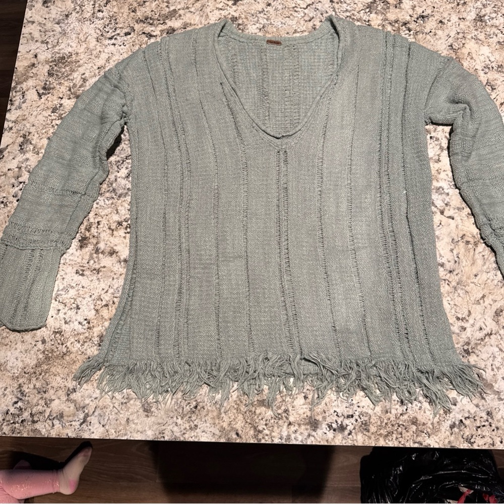 Free People V-Neck Fringe Hem Sweater - Light Green